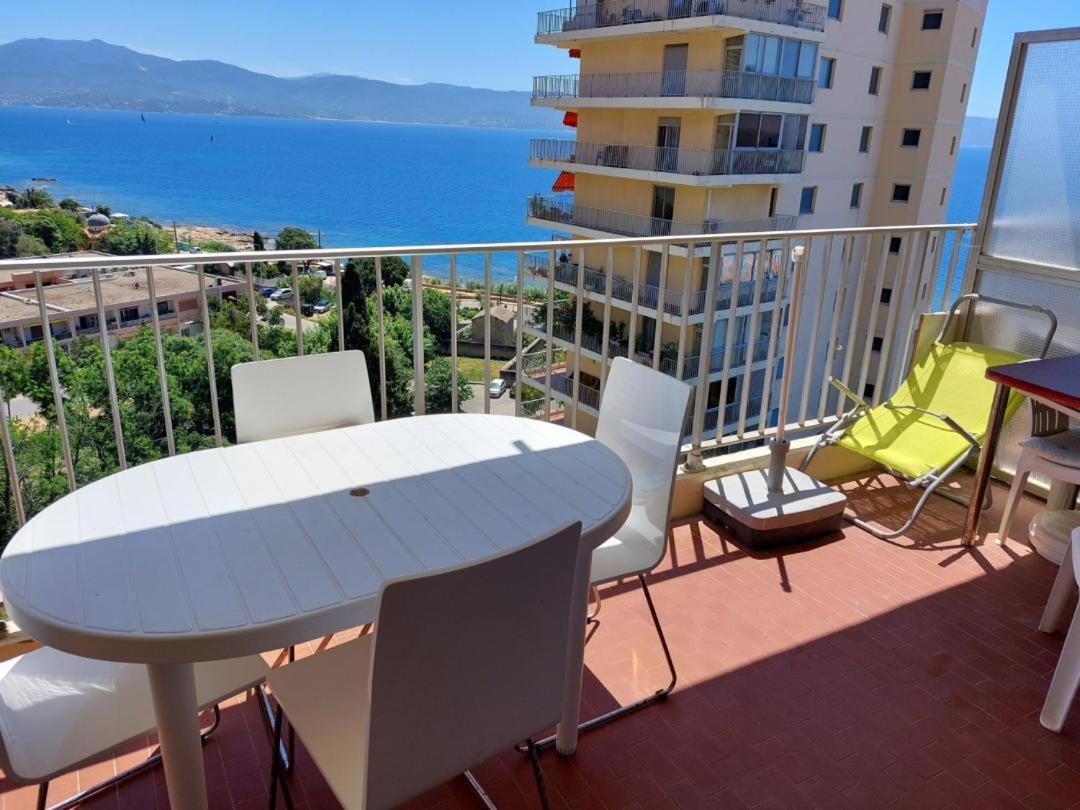 Ajaccio Sanguinaires Appt 3P Pour 4 A 5 P Ttes Commodites Tt Confort A 300M De La Mer Et A 5 Mn Du Centre Ville Eksteriør billede